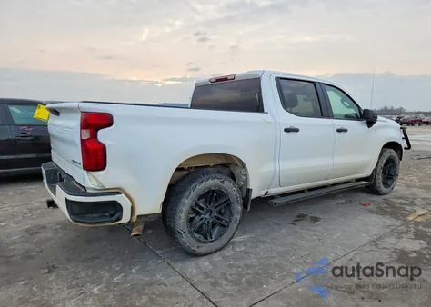 2022 Chevrolet Silverado K1500 Custom z USA, uszkodzony, nr VIN 3GCPDBEK9NG638369